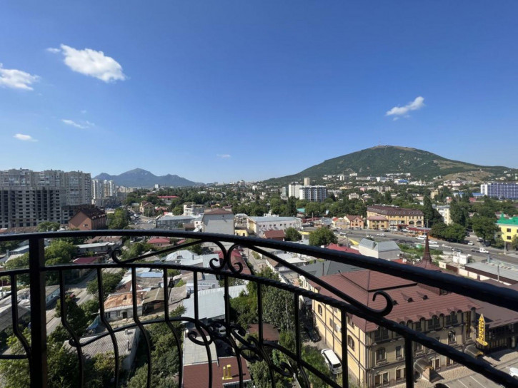 2-комн квартира Бунимовича ул, 15