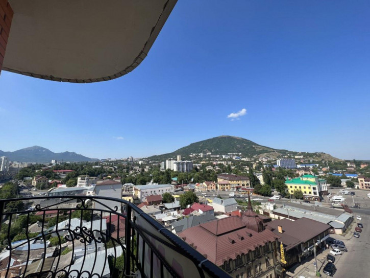 2-комн квартира Бунимовича ул, 15
