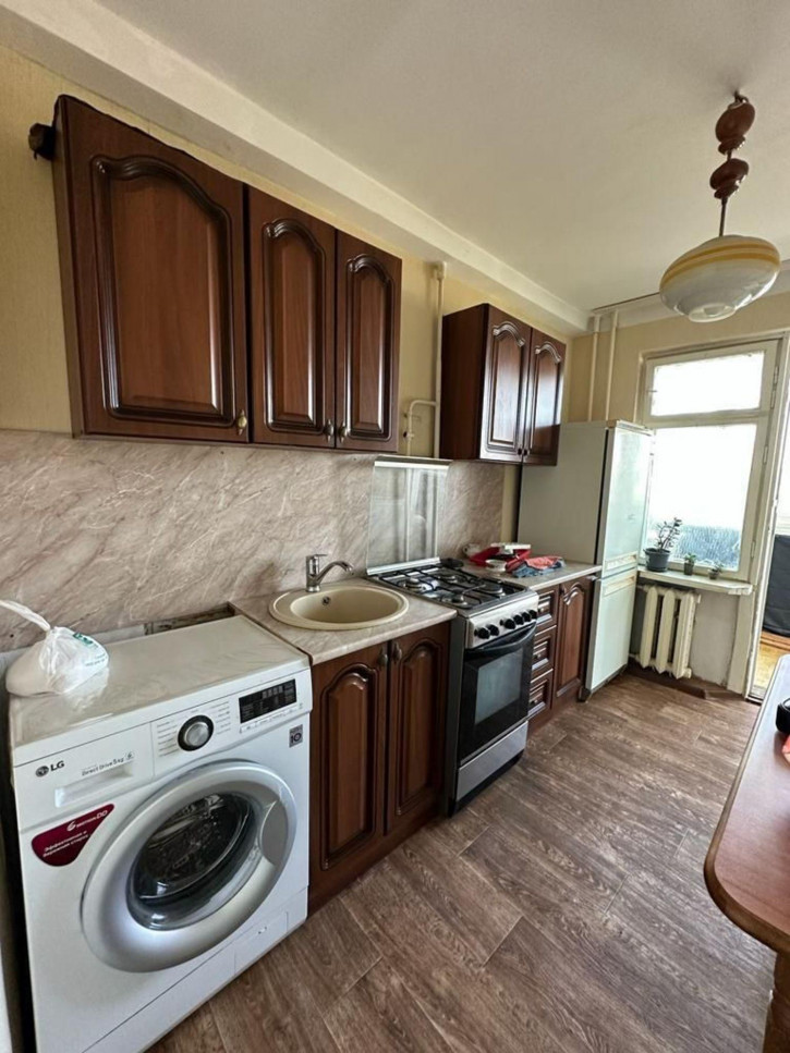 2-комн квартира Октябрьская ул, 422