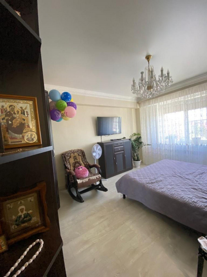 1-комн квартира Орджоникидзе ул, 93