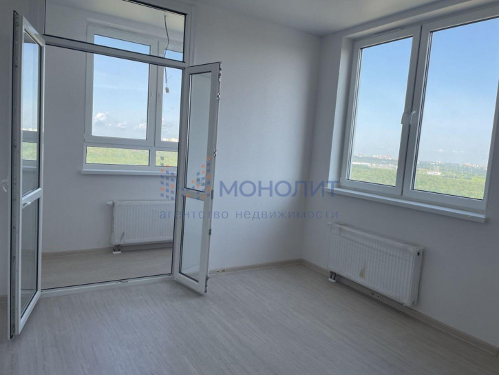 3-комн квартира Русская ул, 47