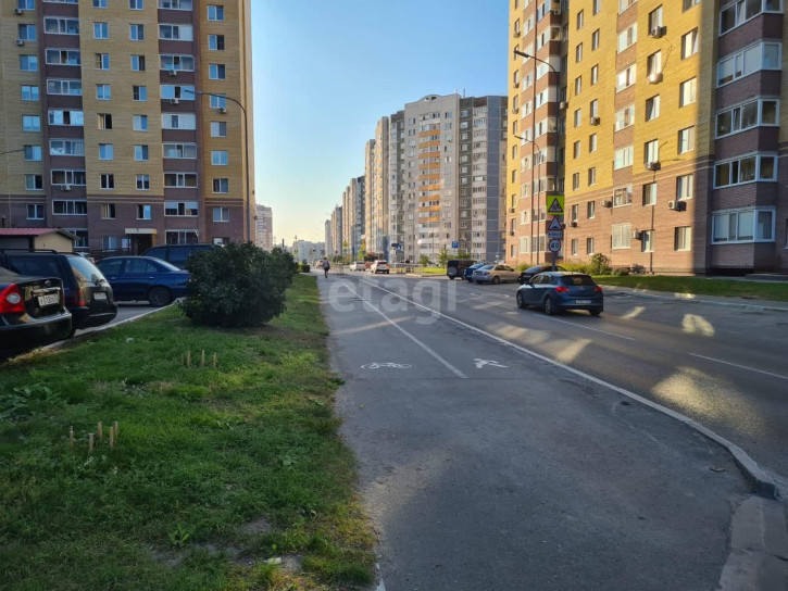 Торговое помещение Линейная 13