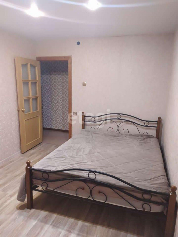 2-комн квартира 9 января, 4