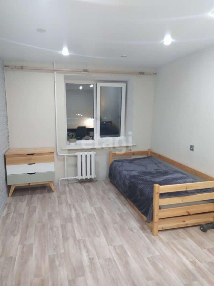 2-комн квартира 9 января, 4