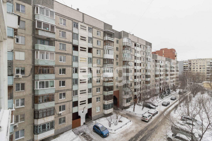 3-комн квартира Широтная, 83
