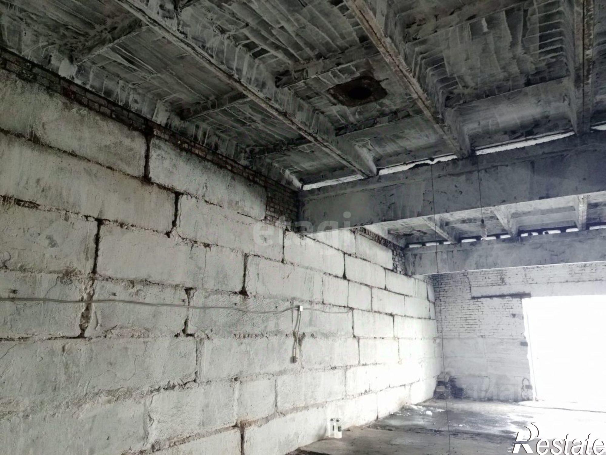 Купить складское помещение за 5 499 740 рублей на Алюминиевая улица, 4