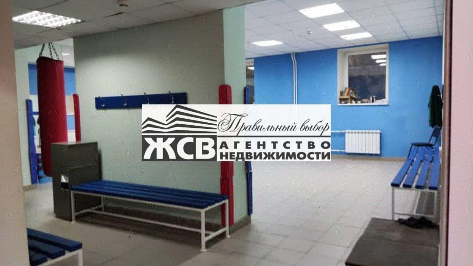 Купить помещение свободного назначения за 5 900 000 рублей на Учительская ул, 12