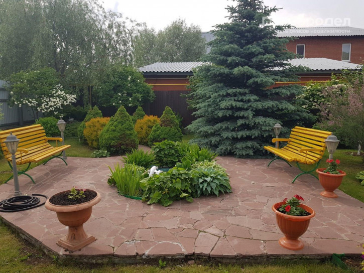 Коттедж/дом Светлая улица, 5а