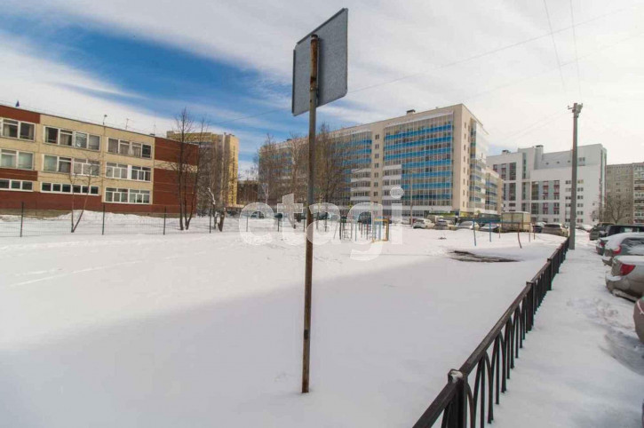 2-комн квартира Машиностроителей, 4 к 1
