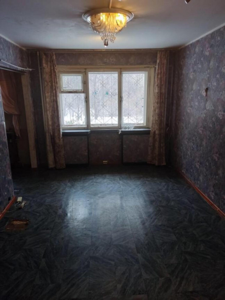 3-комн квартира Ильича, 11