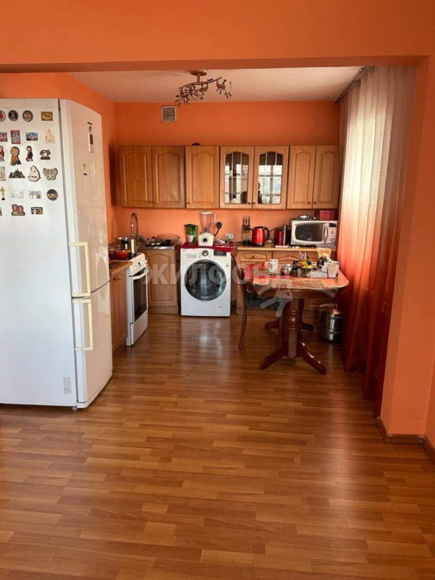 Купить квартиру за 12 210 000 рублей на Ангарский бульвар улица, д.27