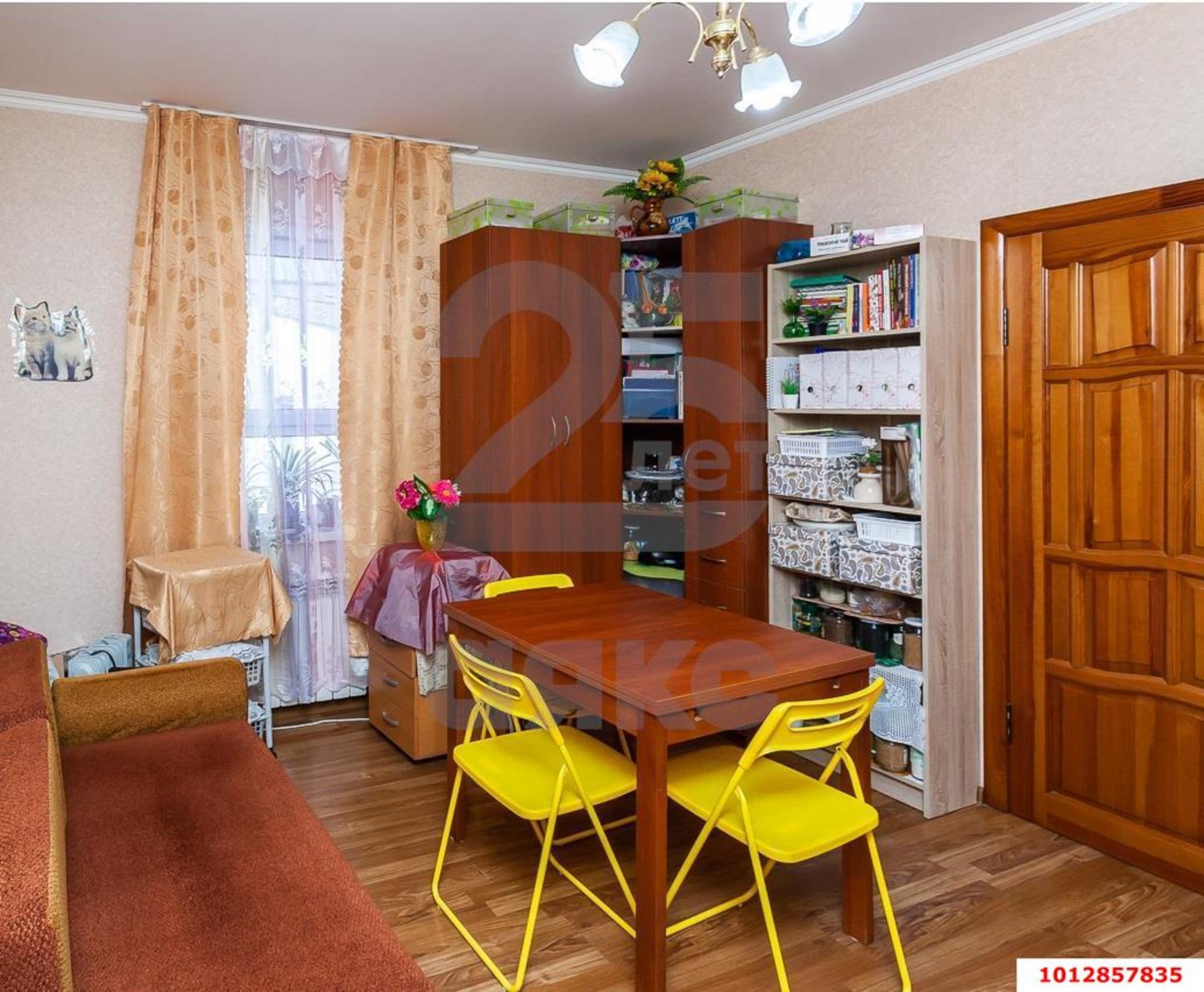 Купить дачу, дом, коттедж за 2 850 000 рублей на Карасунская, 26