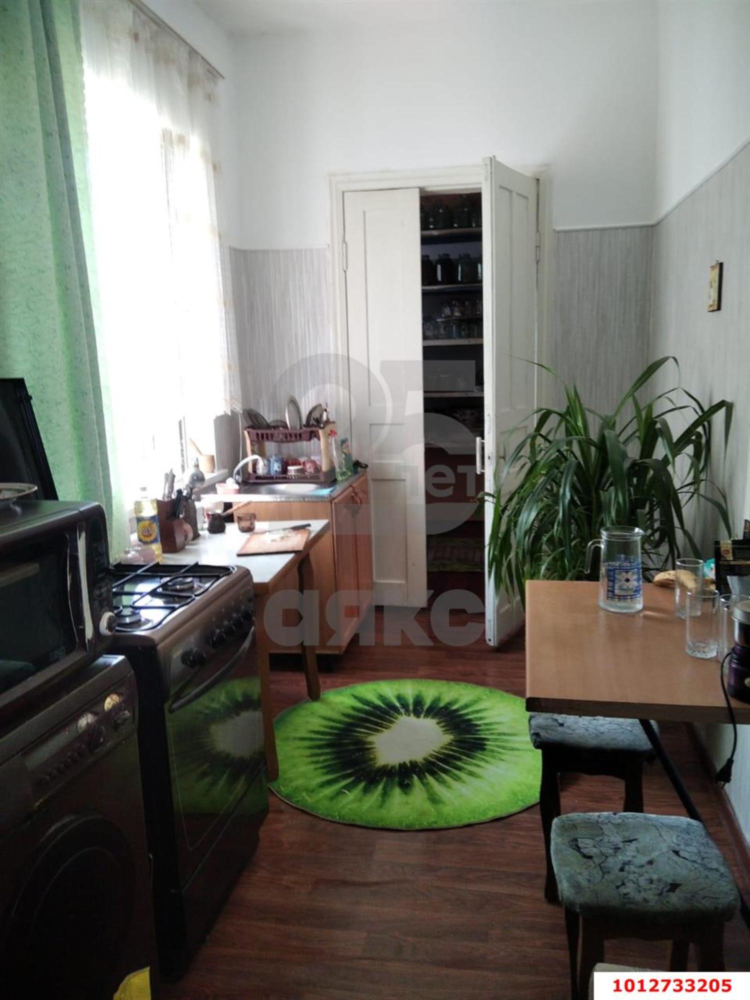 Купить дачу, дом, коттедж за 5 300 000 рублей на Крестьянский, 5