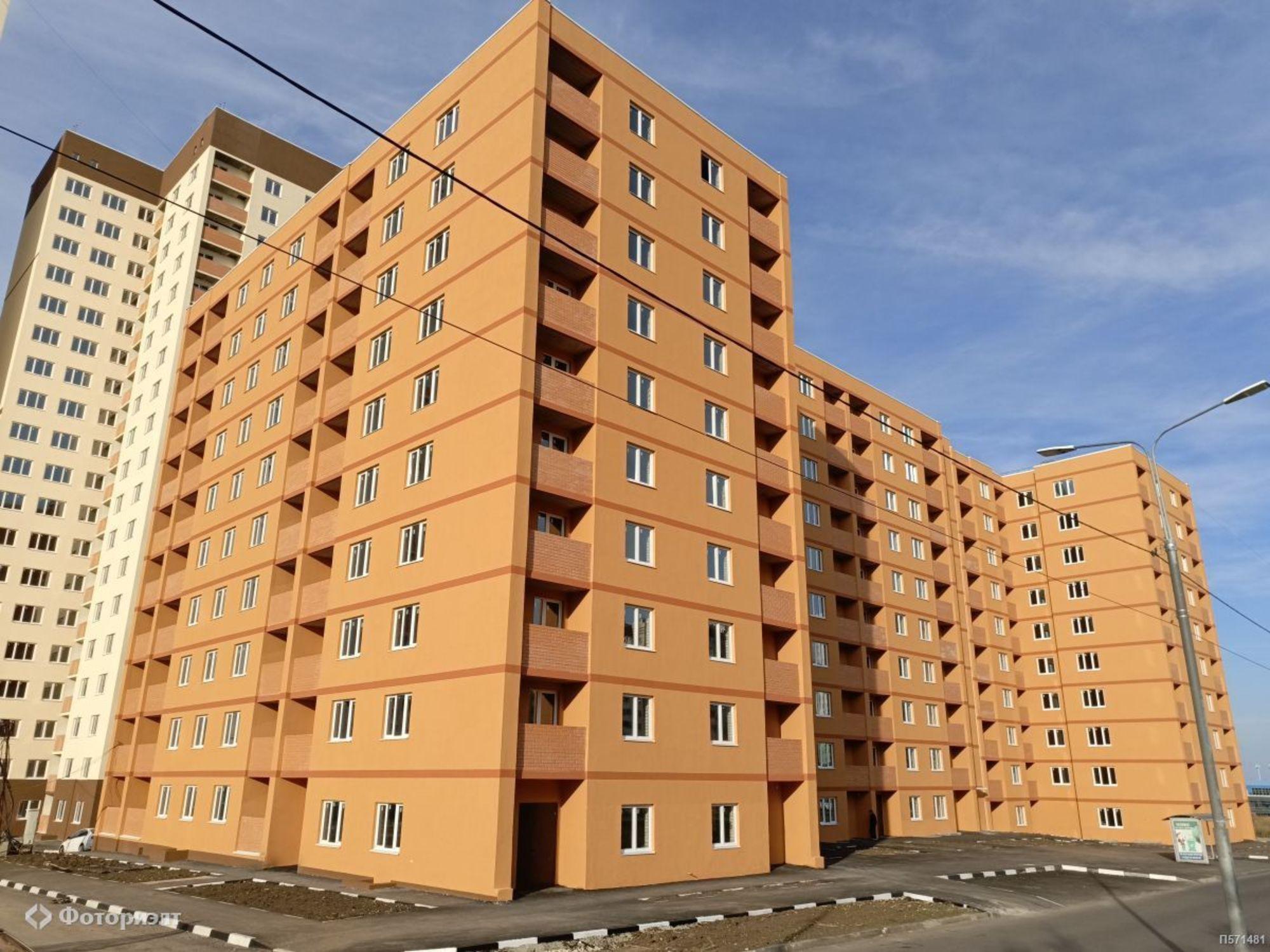 Купить квартиру за 4 166 000 рублей на Героев Отечества пр-кт, 8