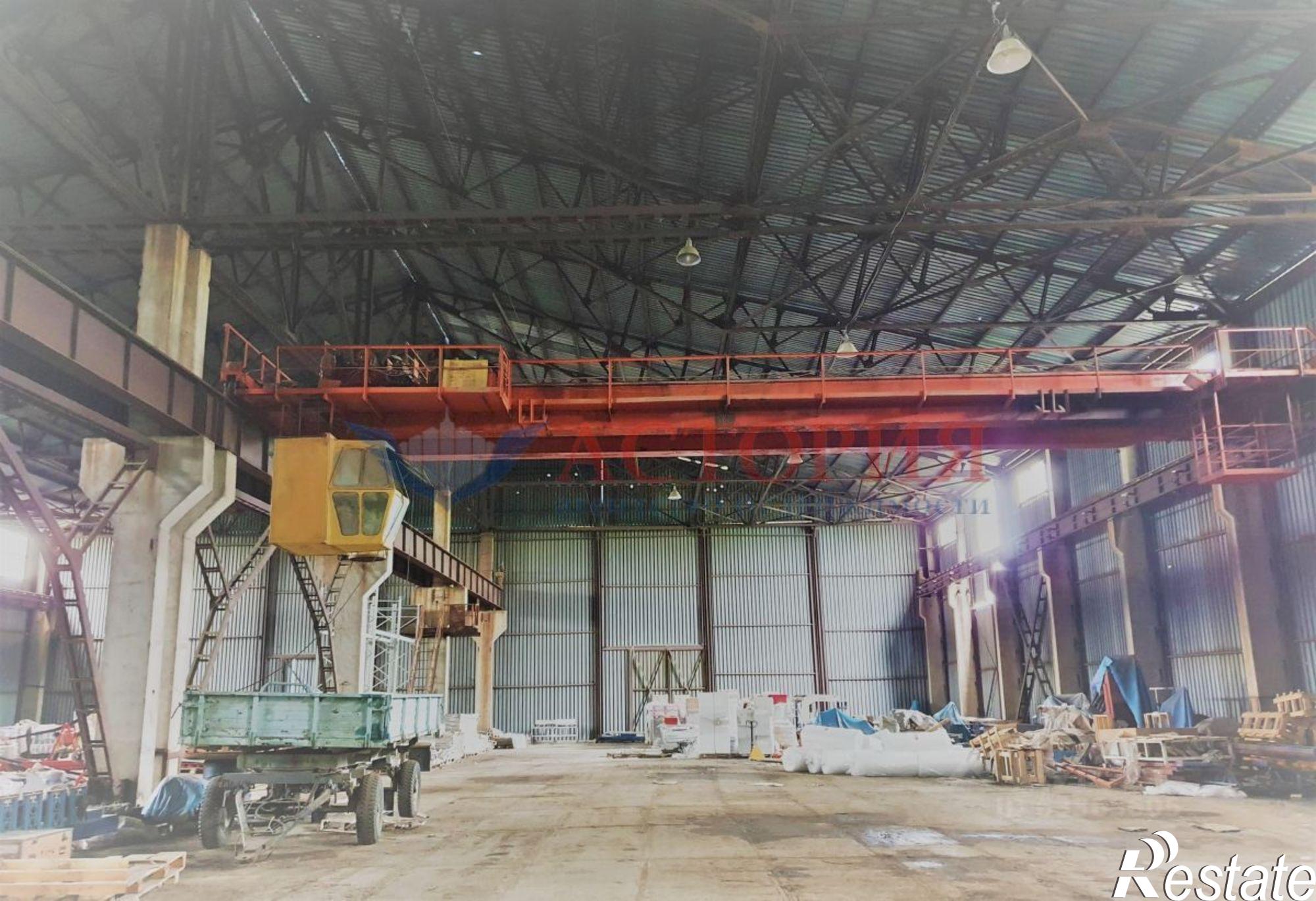 Купить складское помещение за 13 200 100 рублей на Советская улица, 2