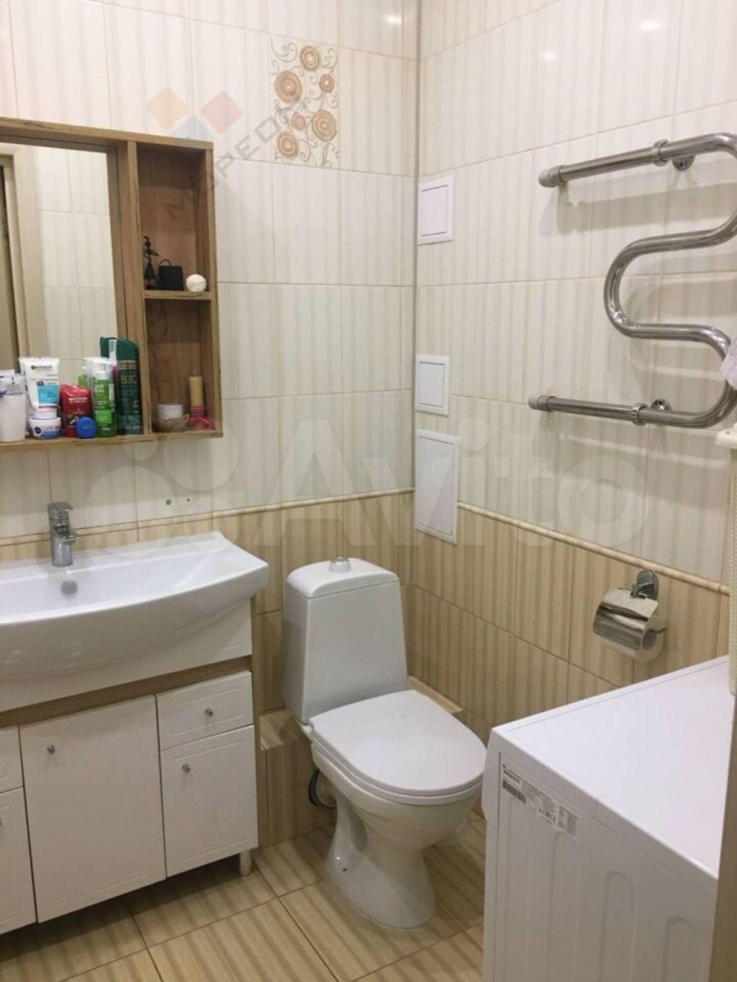 Купить квартиру за 3 330 000 рублей на Генерала Петрова ул, 3