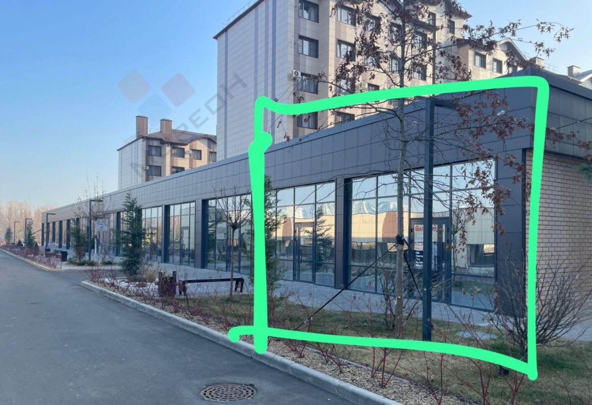 Сдать торговое помещение за 95 700 рублей на Береговая ул, 1/8