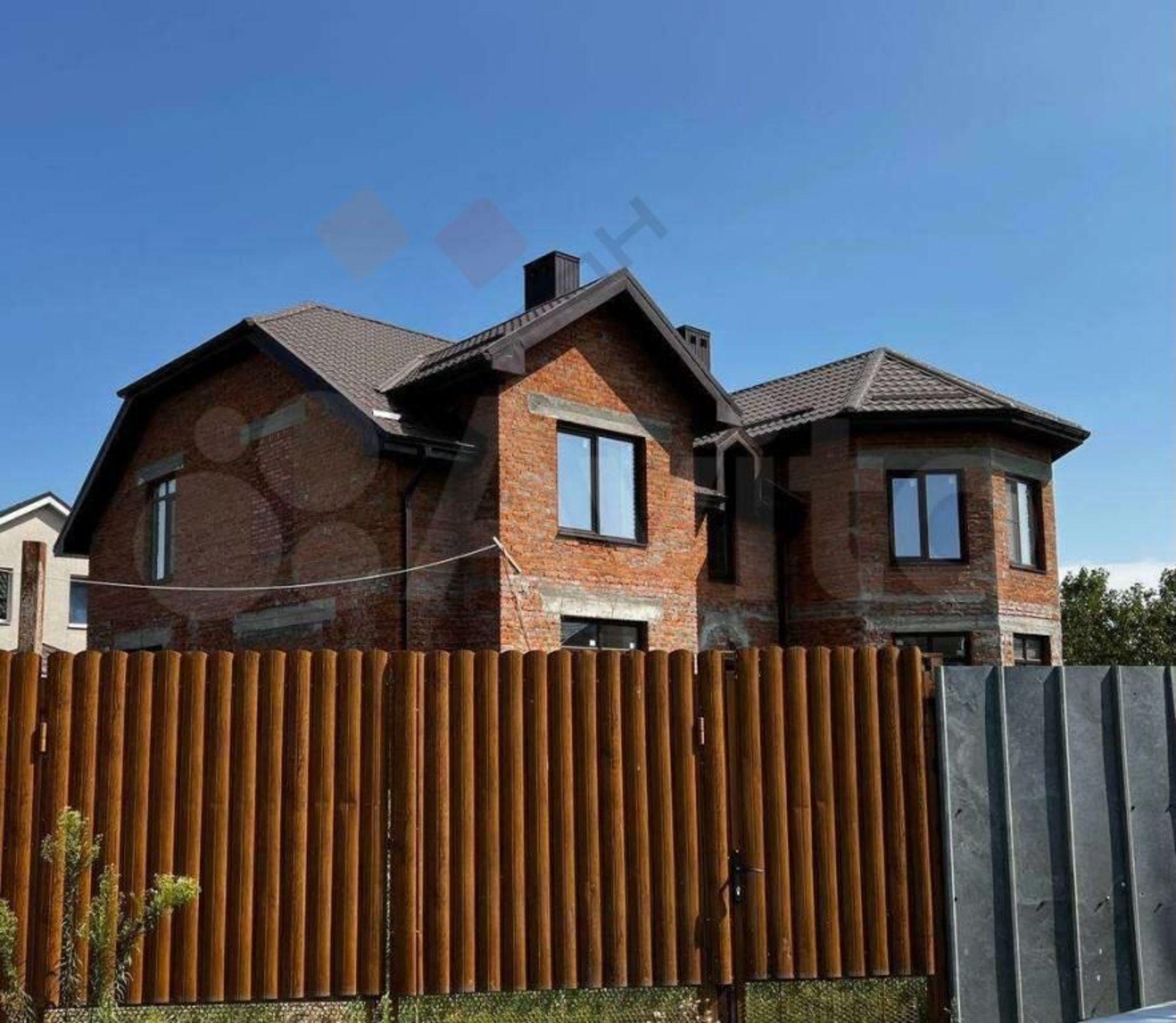 Купить дачу, дом, коттедж за 18 580 000 рублей на Ржаная ул