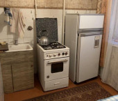2-комн, 42кв м, этаж 2/5 Ставровская ул, 2А