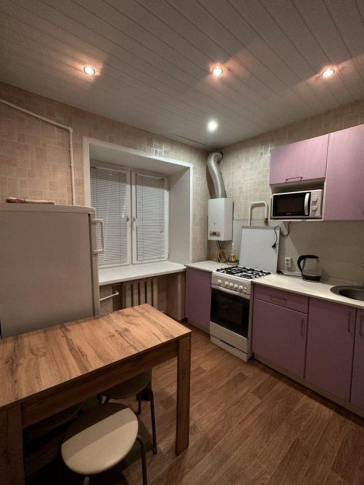 2-комн квартира Ленина пр-кт, 20