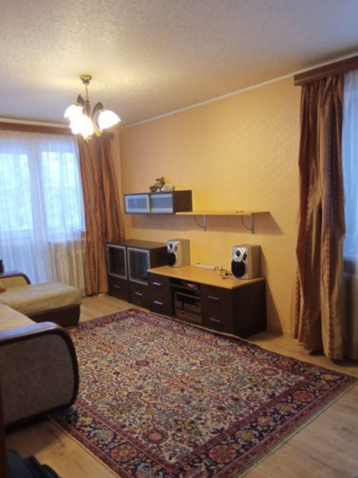 2-комн квартира Балакирева ул, 37Б