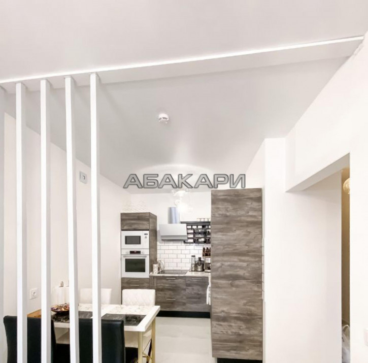 2-комн квартира улица Авиаторов, 4Г