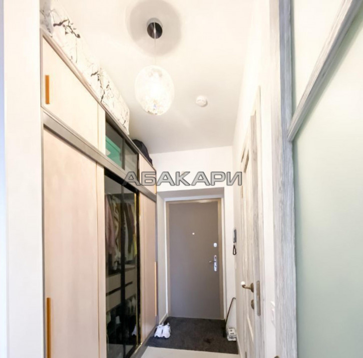 2-комн квартира улица Авиаторов, 4Г