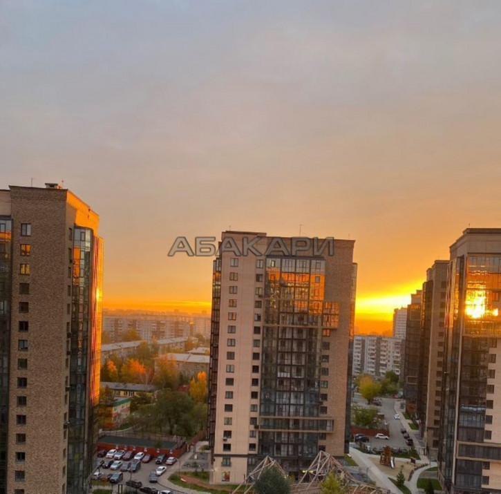 2-комн квартира улица Авиаторов, 4Г