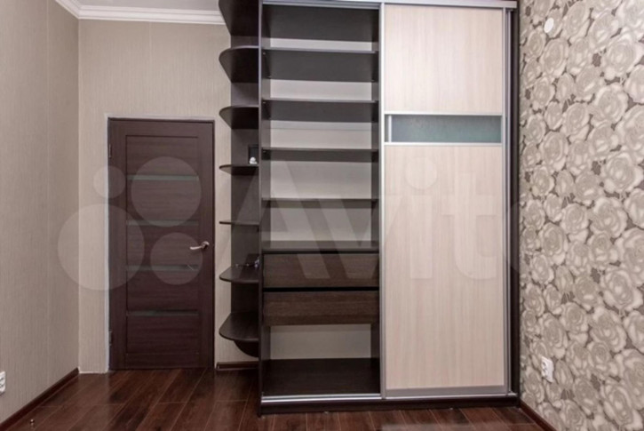 1-комн квартира Комарова улица, 101