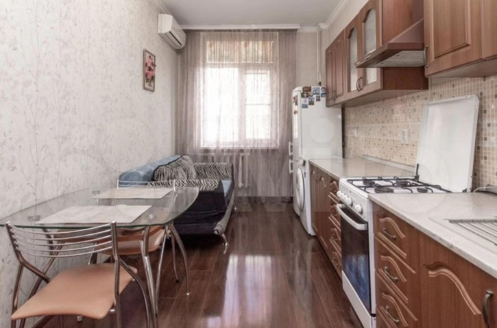 1-комн квартира Комарова улица, 101