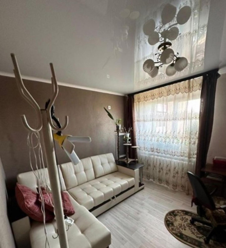 3-комн квартира Кирова улица, 101