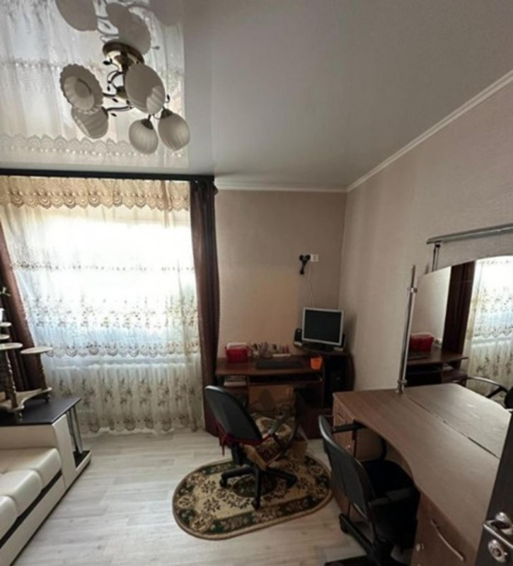 3-комн квартира Кирова улица, 101
