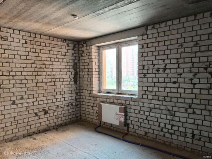 2-комн квартира Героев Отечества пр-кт, 8