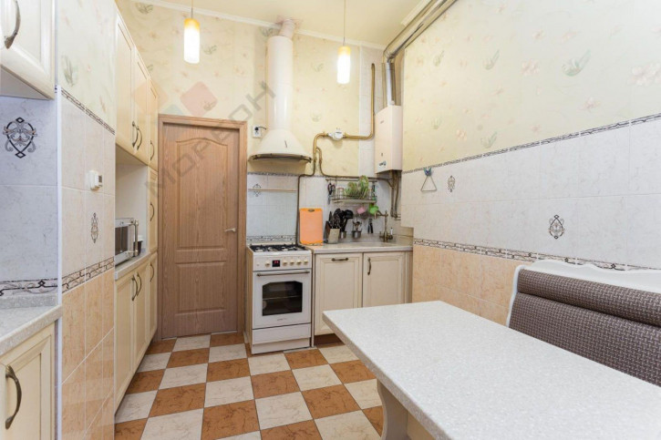 4-комн квартира Советская ул, 60
