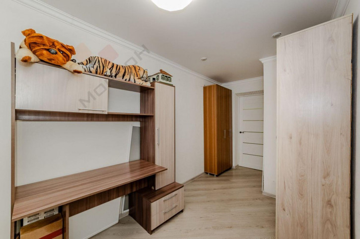 2-комн квартира Славянская ул, 81