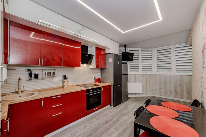 2-комн квартира Цезаря Куникова ул, 24к2