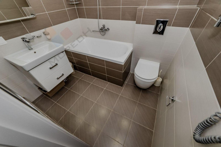 2-комн квартира Цезаря Куникова ул, 24к2