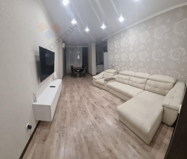 3-комн квартира Командорская ул, 5