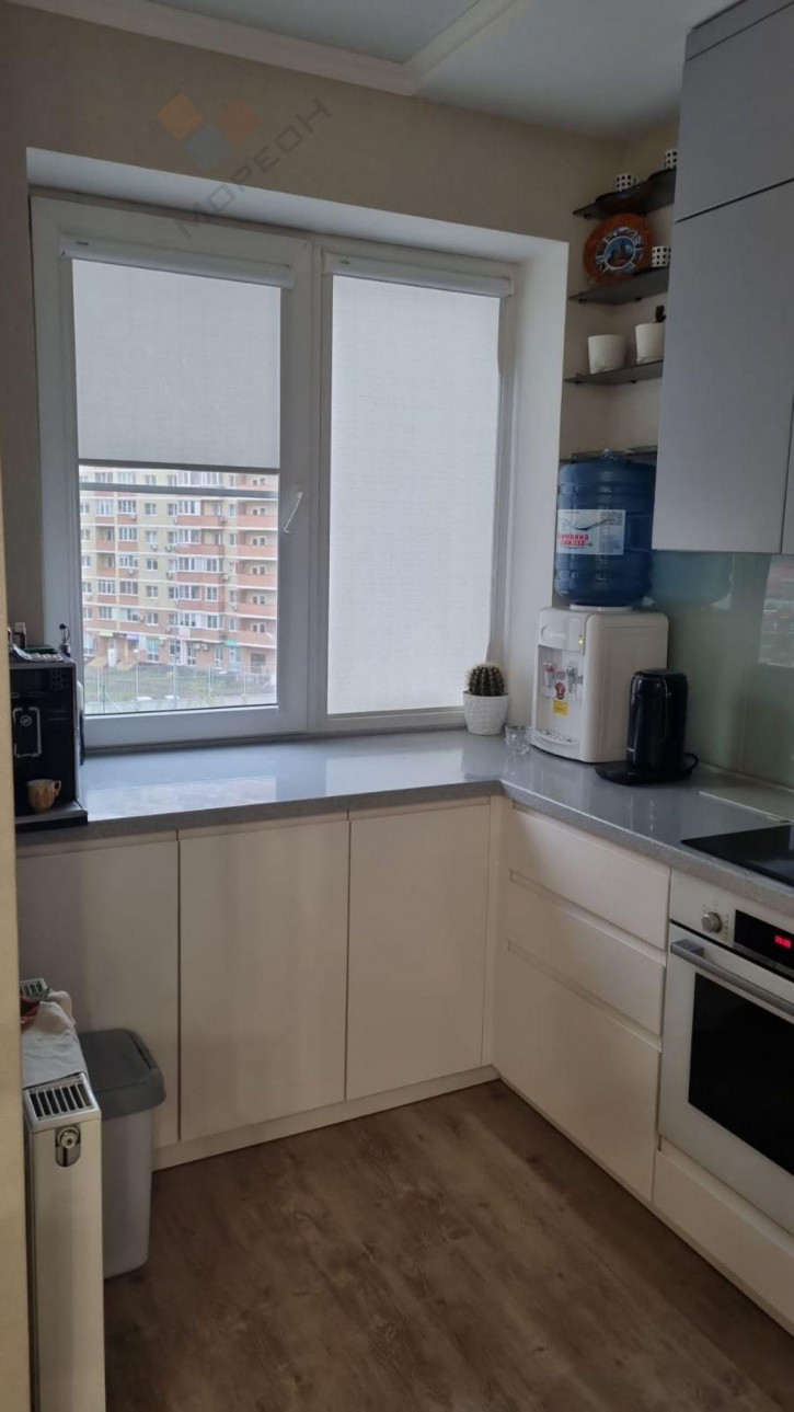 3-комн квартира Командорская ул, 5