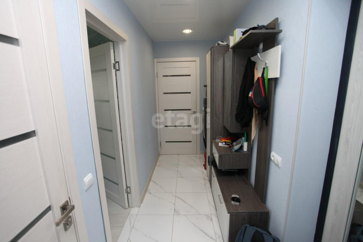 3-комн квартира Венеция мкр., 26