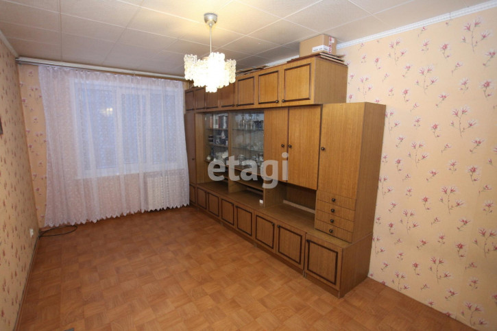 2-комн квартира Шагова, 213