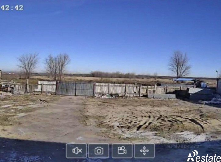 Отдельное здание Богучарский район, Радченское сельское поселение, село Радченское, Тени