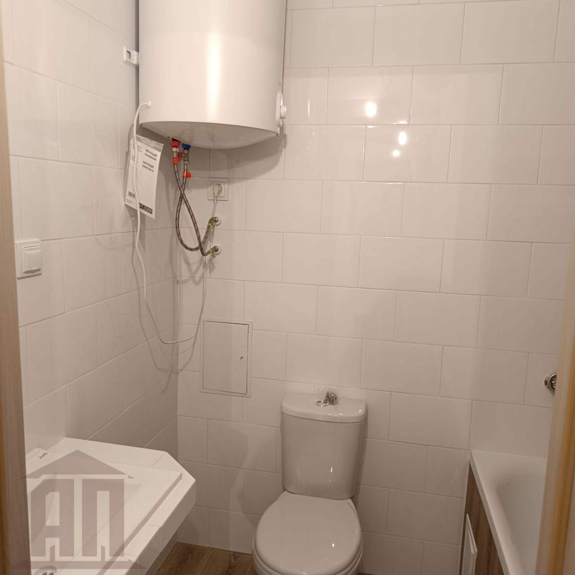 Купить квартиру за 4 303 790 рублей на Медовая ул, 6к1