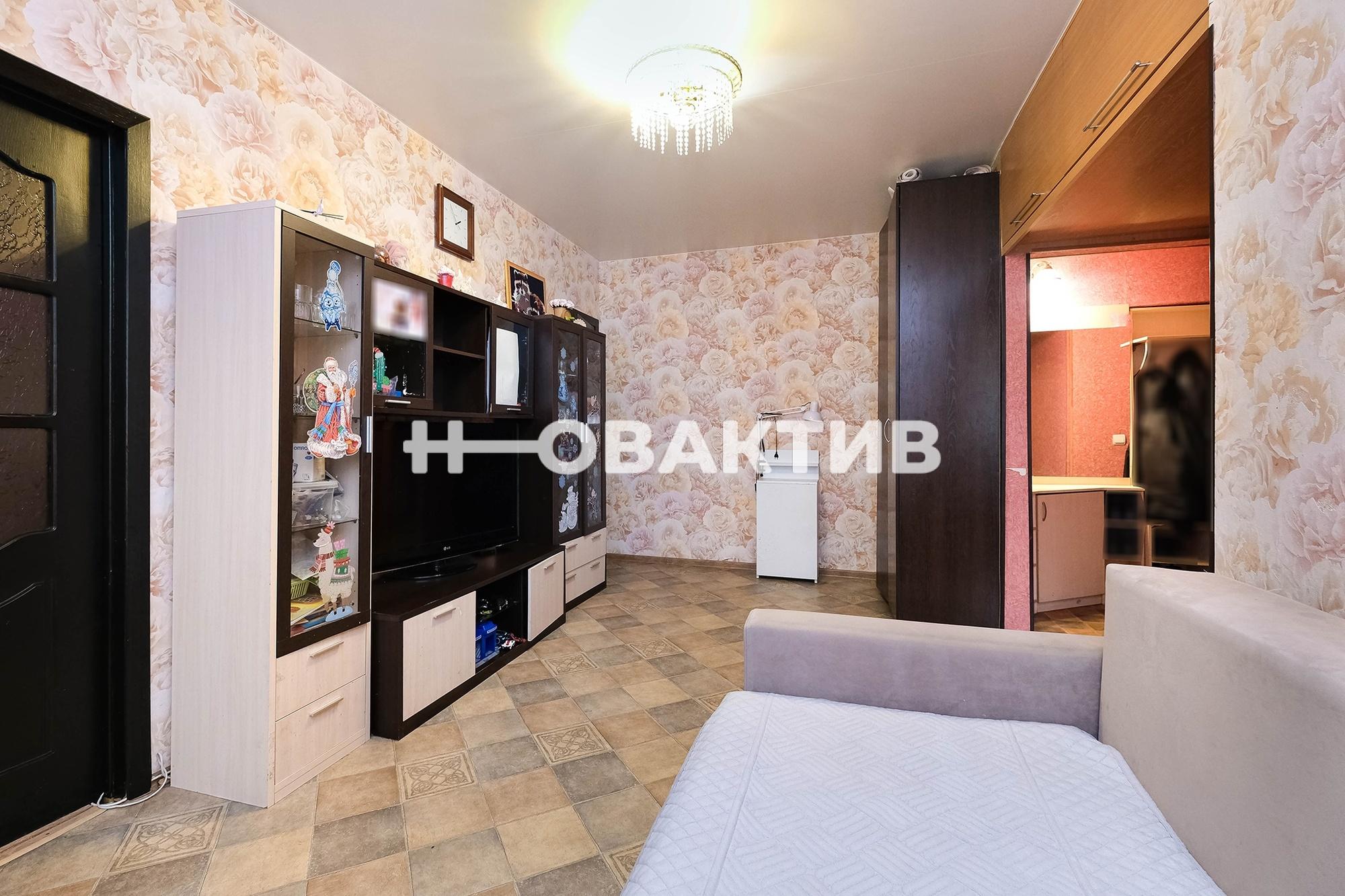 Купить квартиру за 3 650 000 рублей на Аксёнова, 48