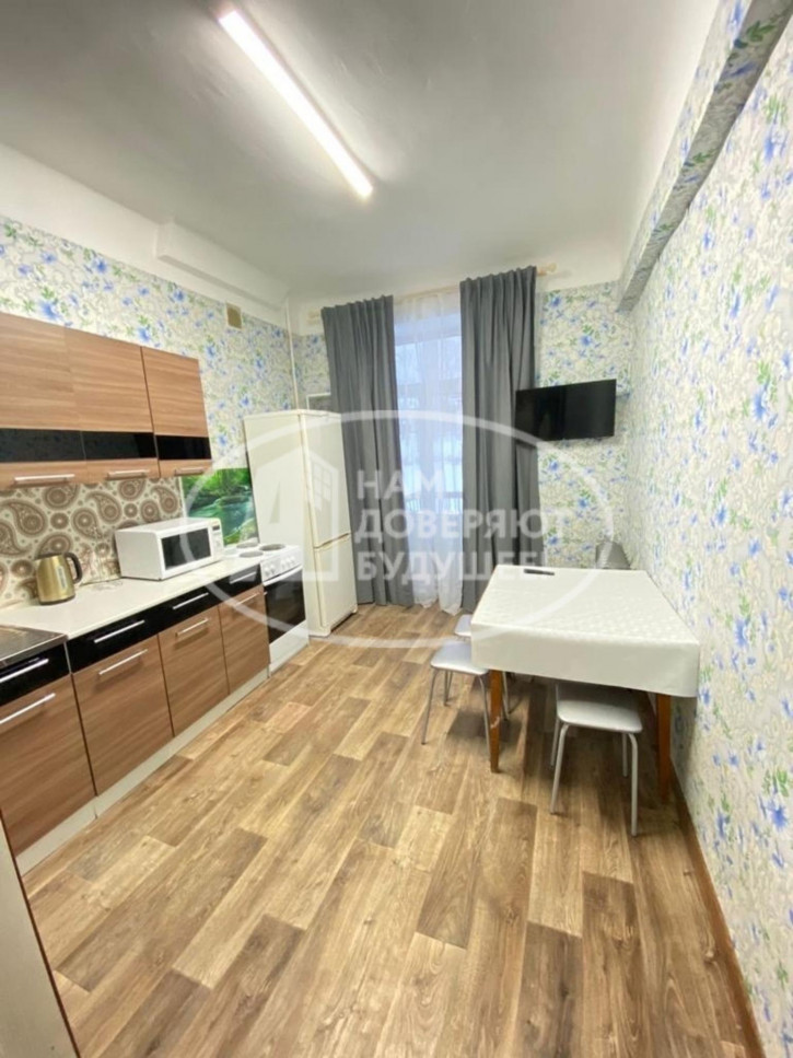 2-комн квартира улица Ленина, 24