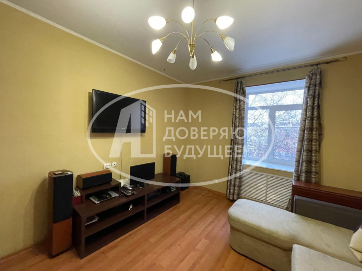 3-комн квартира улица Ленина, 87
