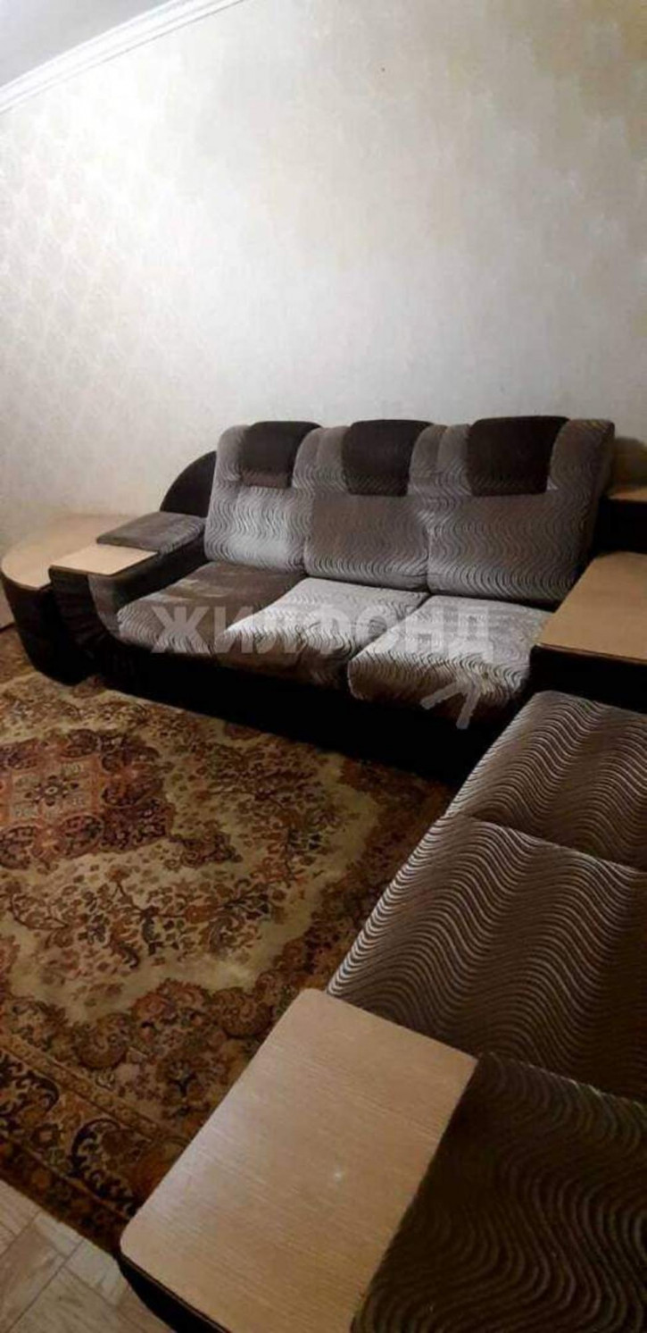 2-комн квартира Строителей улица, д.19