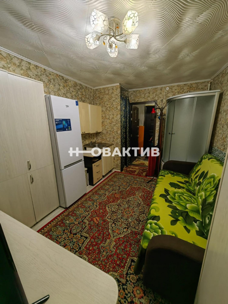 Комната Жуковского, 105