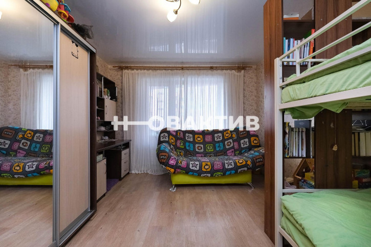 3-комн квартира Тюленина, 14