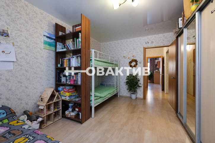 3-комн квартира Тюленина, 14